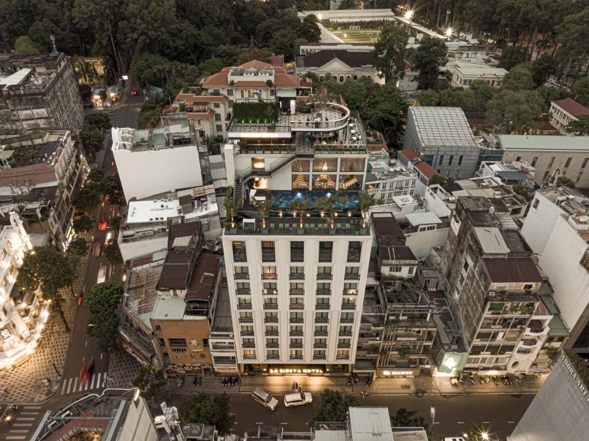 Hotel La Siesta Premium Saigon Ho Chi Minh Zewnętrze zdjęcie Aerial view of the hotel