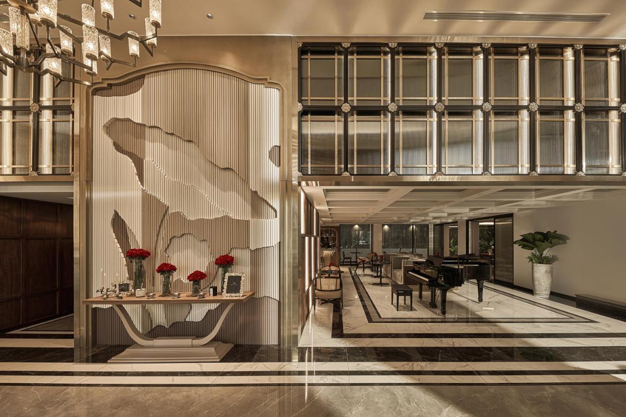 Hotel La Siesta Premium Saigon Ho Chi Minh Zewnętrze zdjęcie The lobby of the hotel